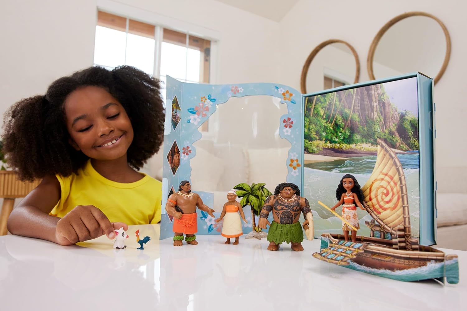 Mattel Disney Princess Toys, Moana Story Pack with 6 Key Characters, Small Dolls, Figures and Accessories Inspired by Disney Movies, Gifts for Kids, HLW90 - Image 2